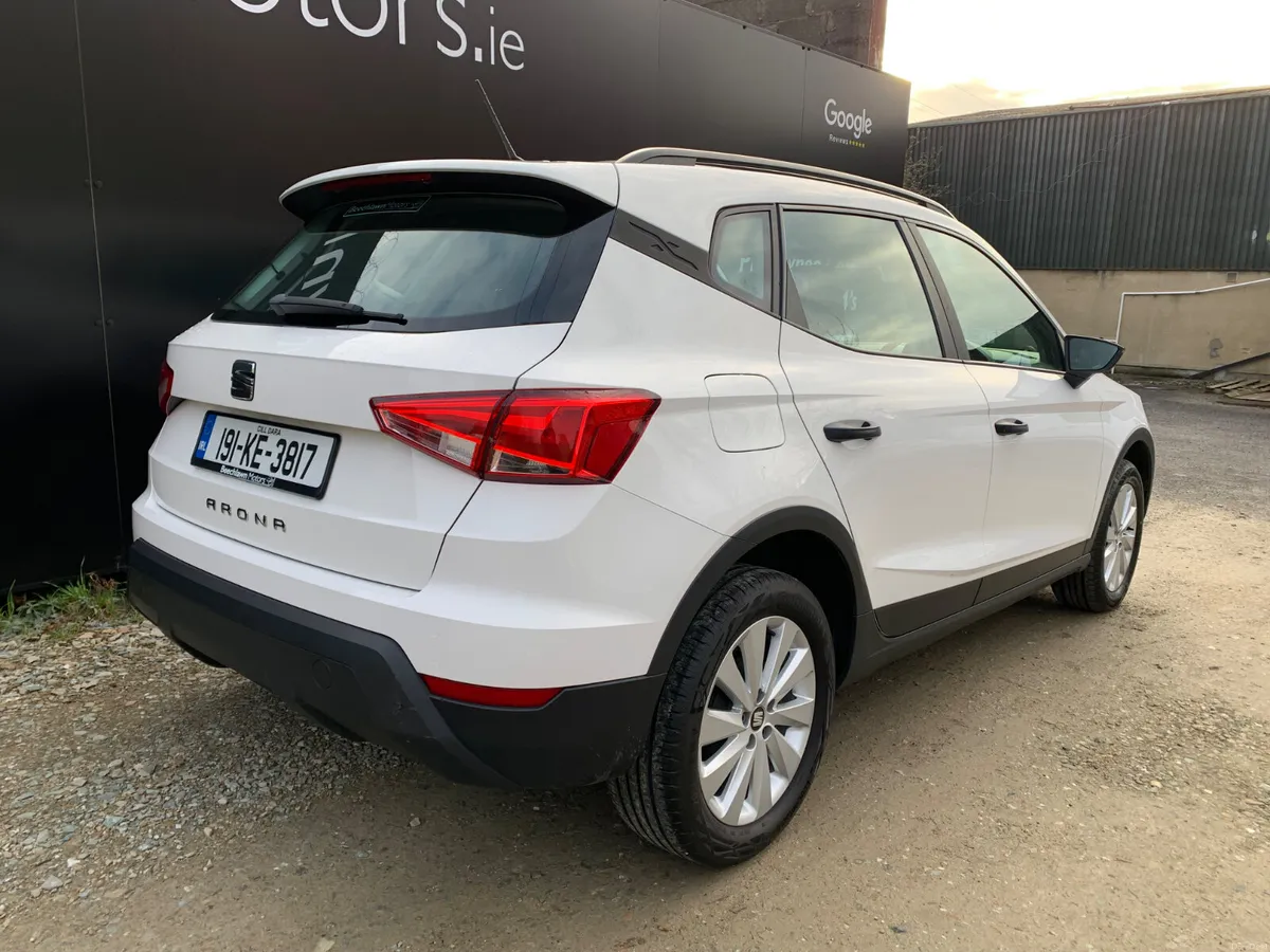 SEAT ARONA 1.0 TSI 95 BHP S 5DR - Image 4