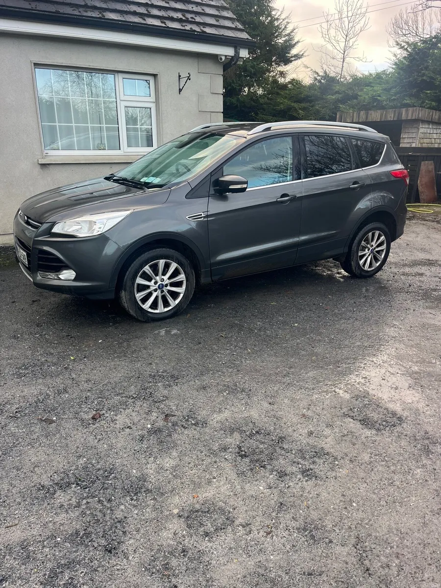 Ford KUGA titanium 4 seat 2.0 - Image 1