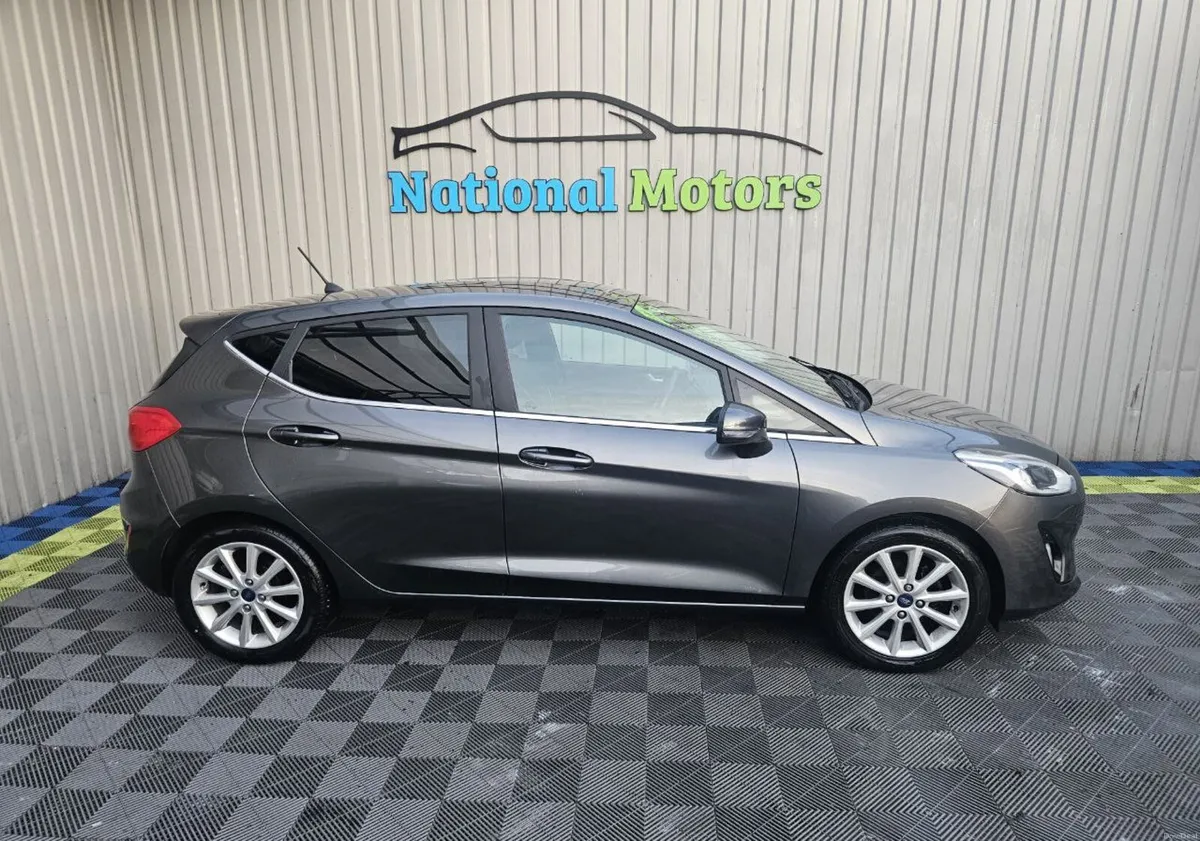 2017 Ford Fiesta TITANIUM 1.0 Petrol - Image 2