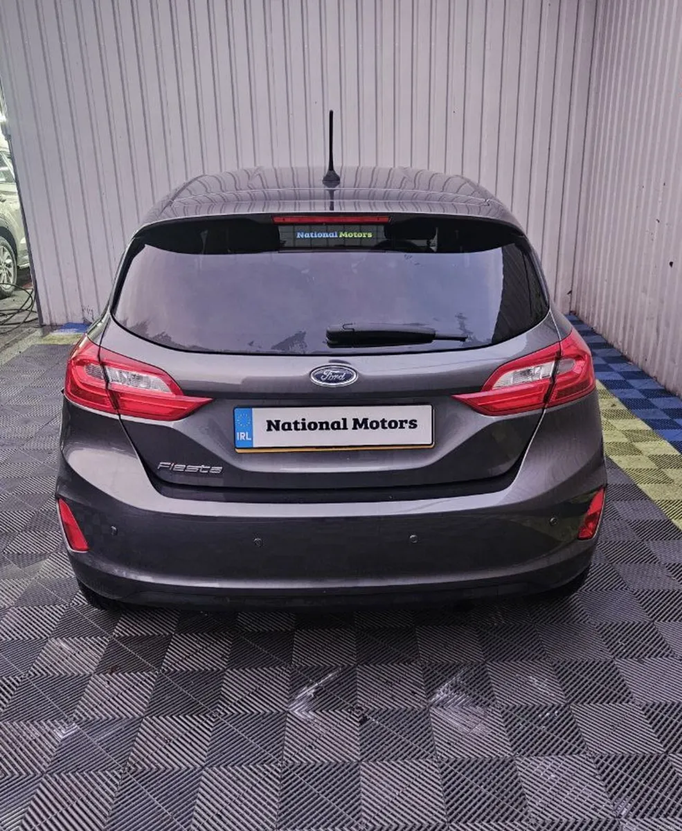 2017 Ford Fiesta TITANIUM 1.0 Petrol - Image 4