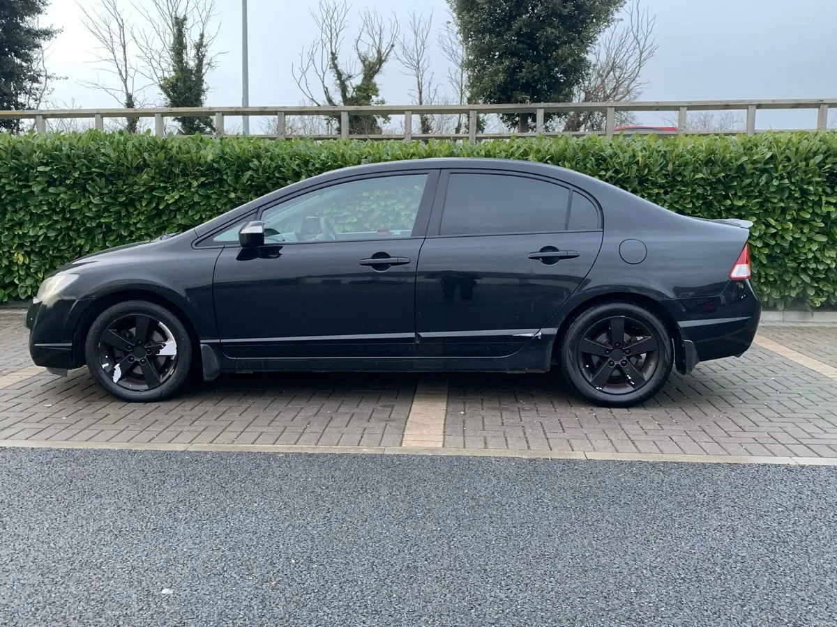 2009 Honda Civic * SUNROOF* NEW NCT * - Image 4