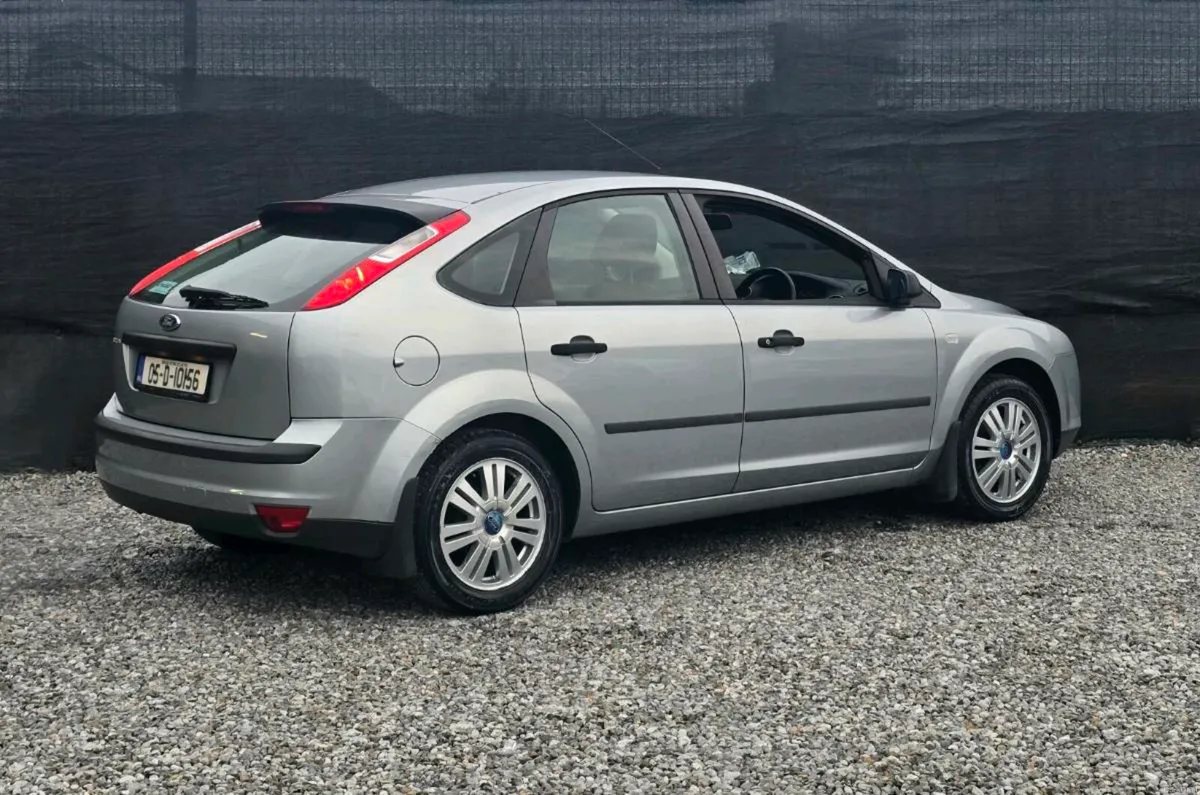 2005 FORD FOCUS NCT & TAXED - Image 2