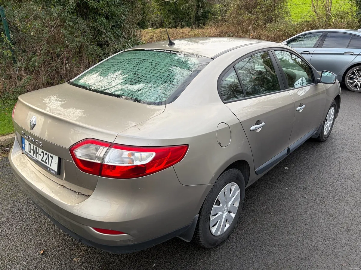 10 RENAULT FLUENCE NCT 08/26 - Image 3