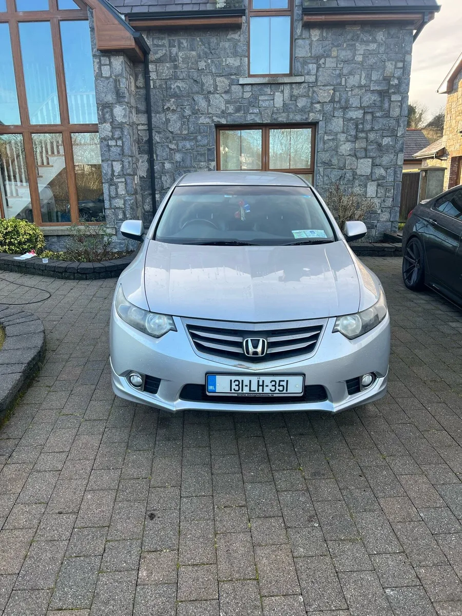 Honda Accord I-DTEC Type S - Image 2