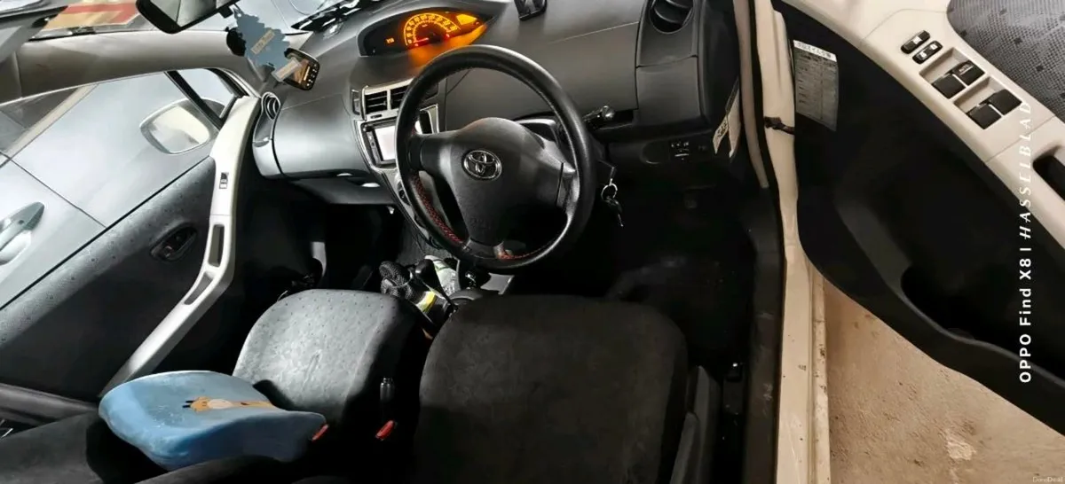 Toyota Vitz Automatic - Image 3