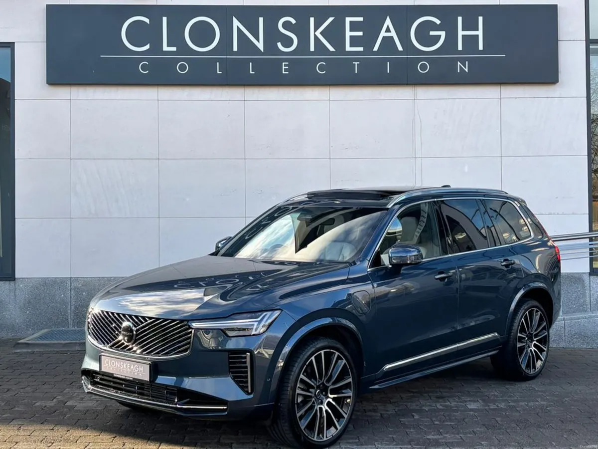 Volvo XC90 T8 ULTRA AWD, BLOND INTERIOR ONLY 9KM - Image 3