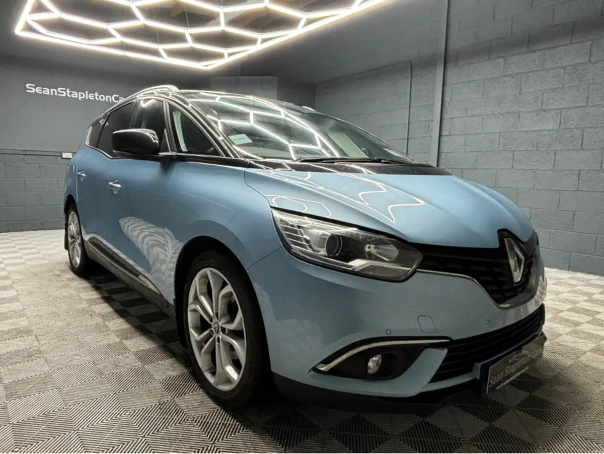 Renault Grand Scenic ICONIC BLUE DCI** 7 SEATS** - Image 2