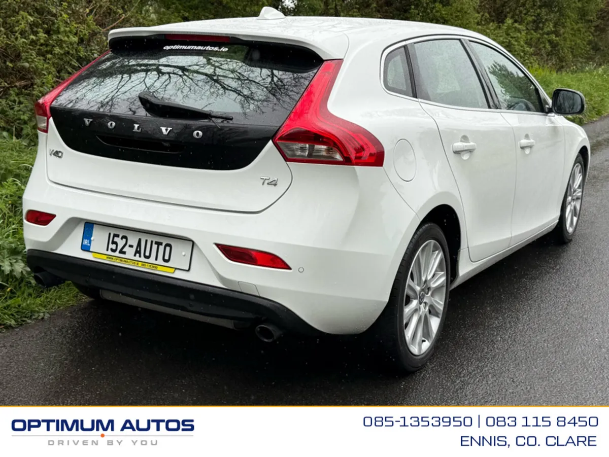 Volvo V40 T4 AUTOMATIC 1.6 PETROL - Image 3