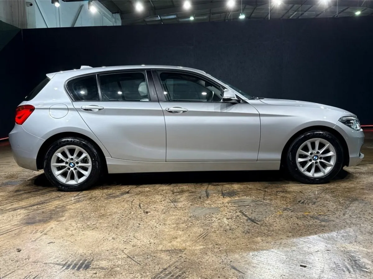 BMW 1-Series 1.5L AUTOMATIC - REVERSE CAMERA/PARKI - Image 3