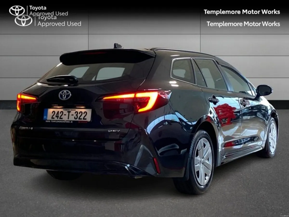 Toyota Corolla - Image 2