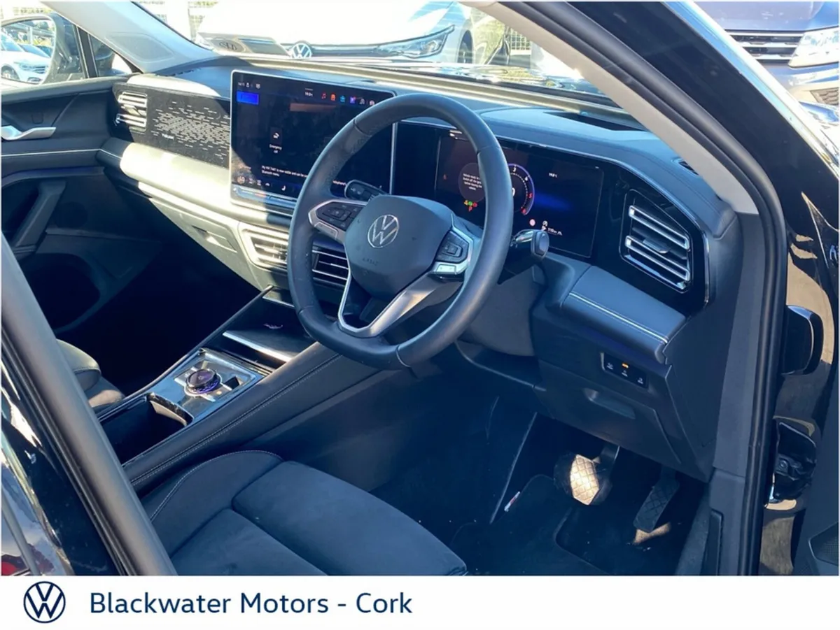 Volkswagen Tiguan 2.0TDI 150BHP ELEGANCE AUTOMATIC - Image 4