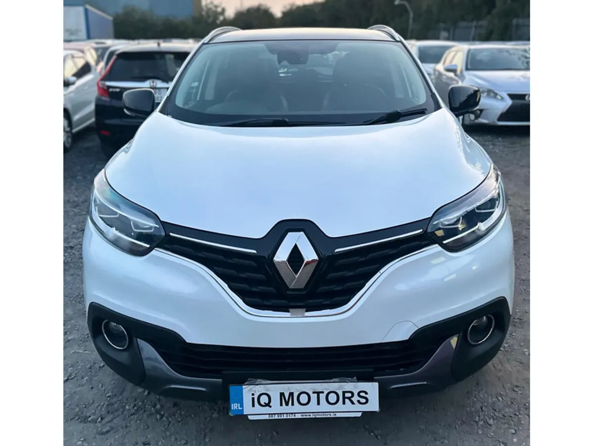 Renault Kadjar Bose 1.2 Automatic Petrol  Low Mile - Image 2