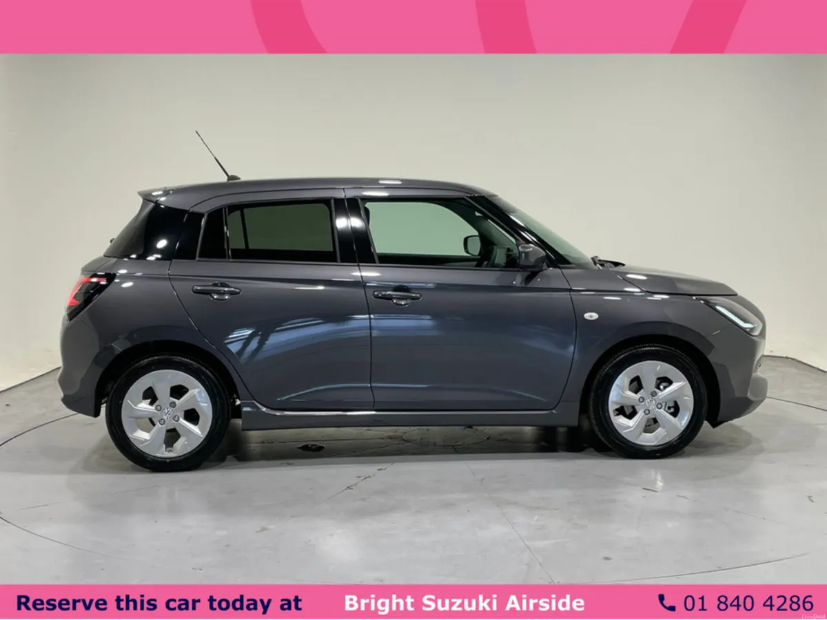 Suzuki Swift ARRIVING SOON Motion 1.2 AUTO Hybrid - Image 5