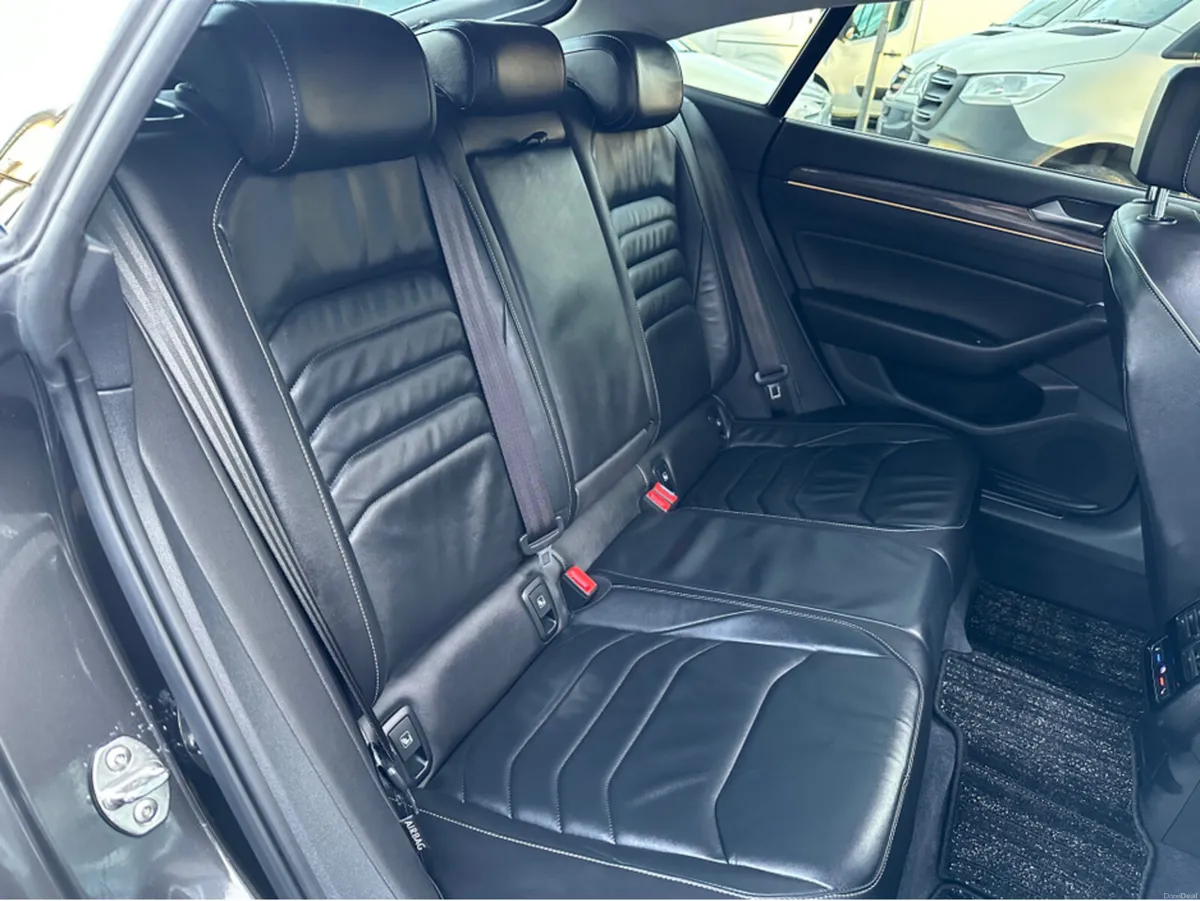 Volkswagen Arteon ARTEON ELEGANCE MODEL - Image 4