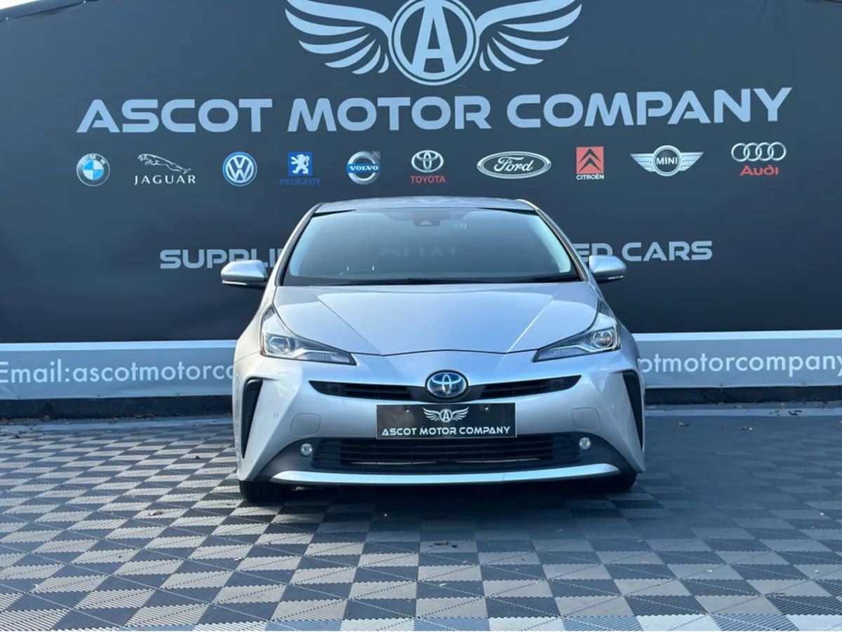 Toyota Prius 1.8 Petrol hybrid - Image 2