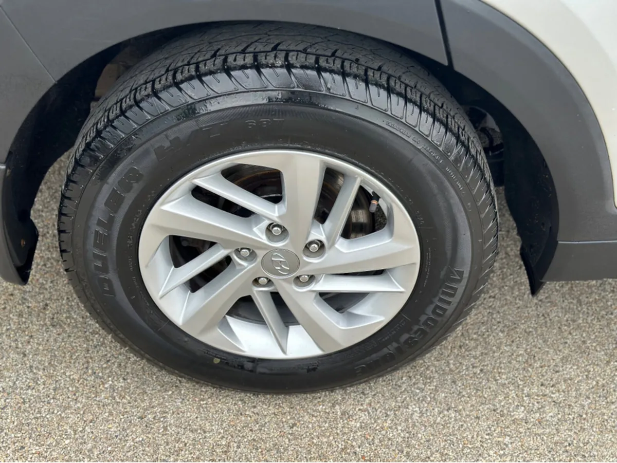 Hyundai Tucson IX35 COMFORT 1.6 D 5DR - Image 2