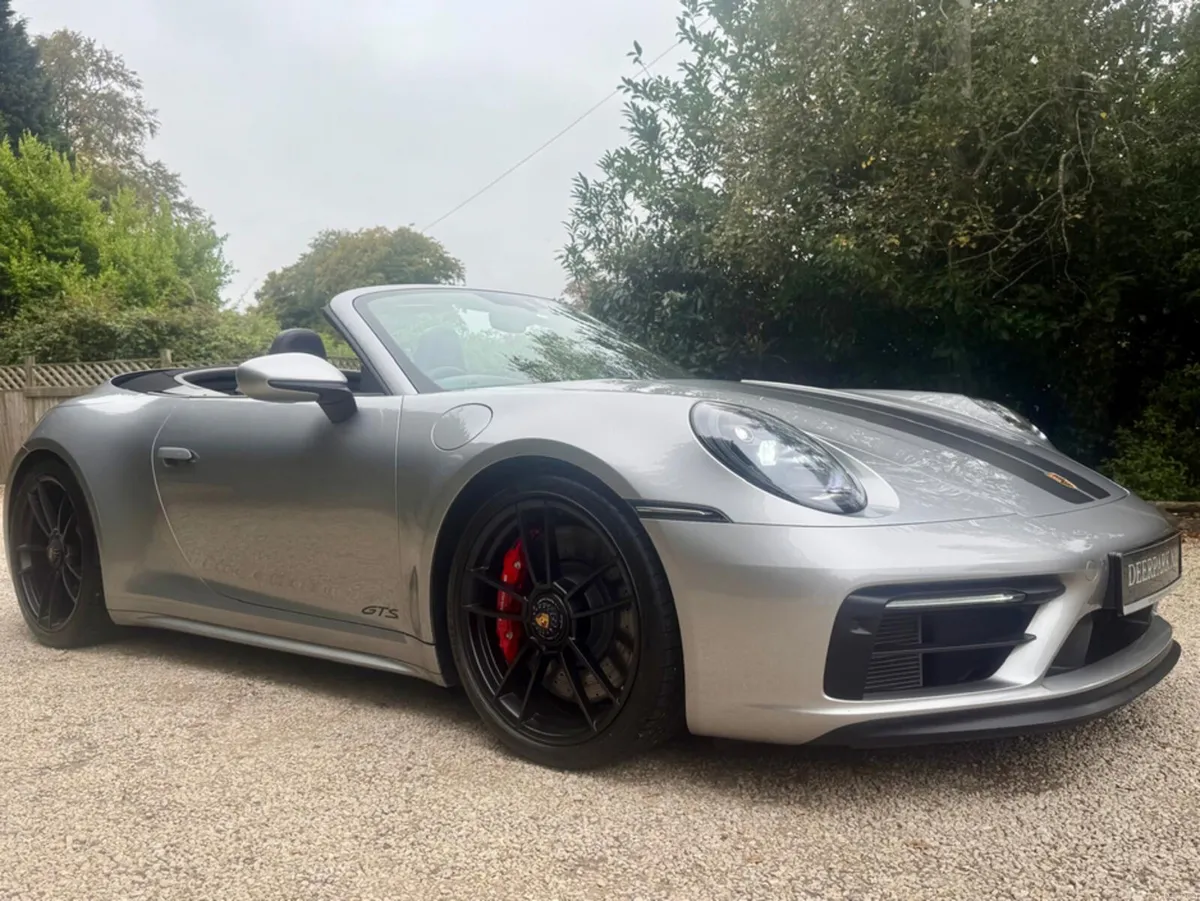 Porsche 911 CARRERA GTS CONVERTIBLE *Porsche Warra - Image 1
