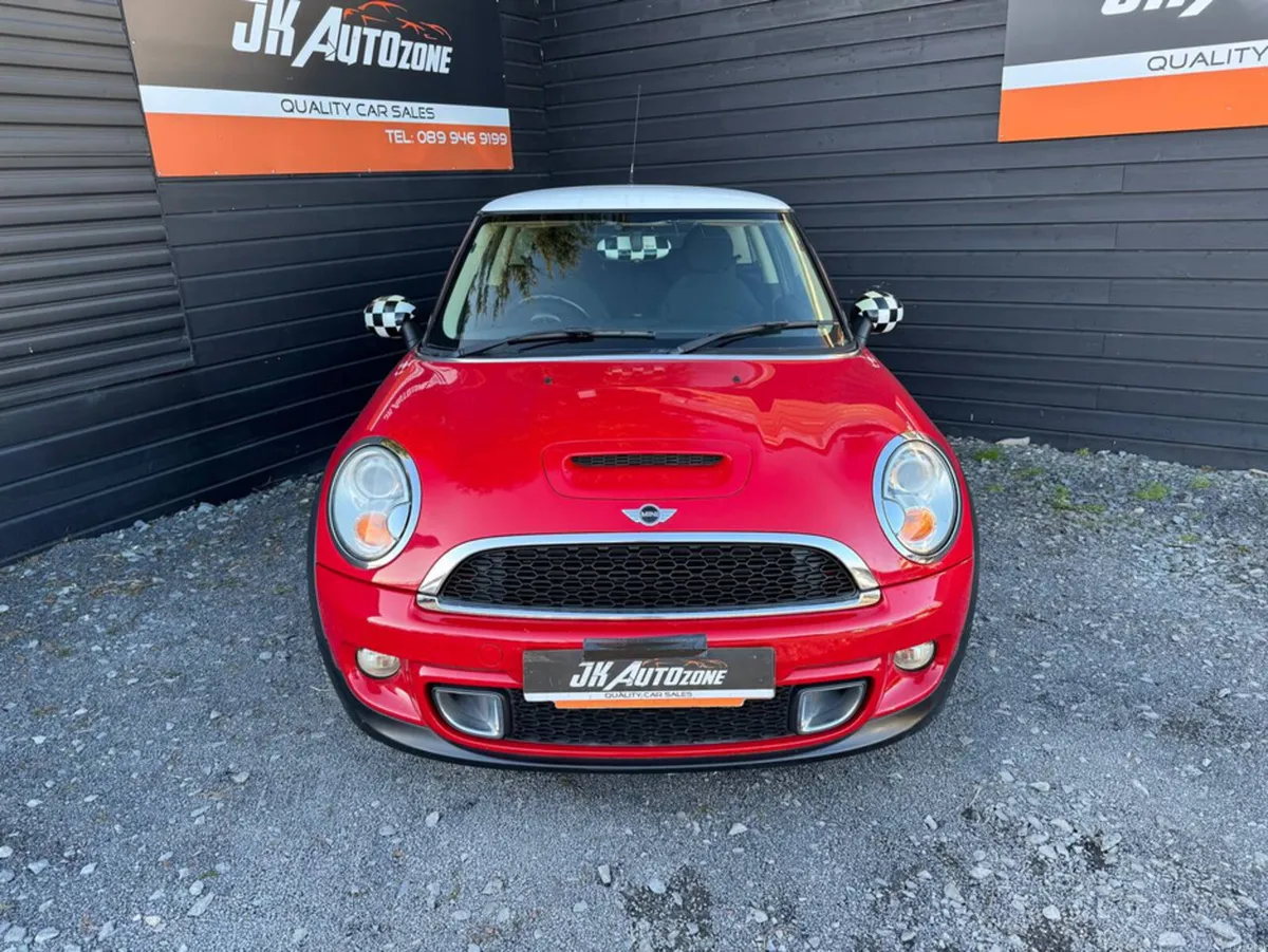 Mini Cooper 1.6 HATCH AUTO 3DR - Image 2