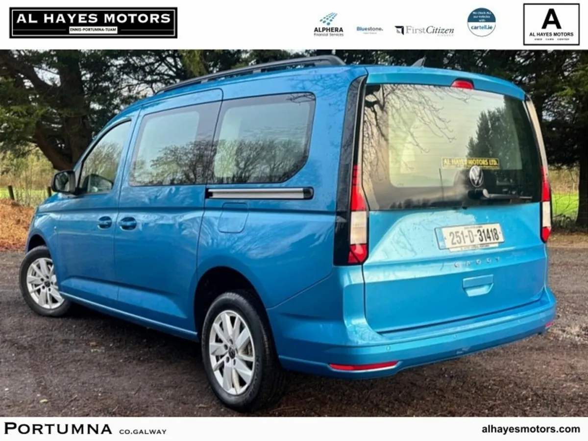 Volkswagen Caddy Maxi Life AUTOMATIC 7 SEATER 2.0T - Image 3