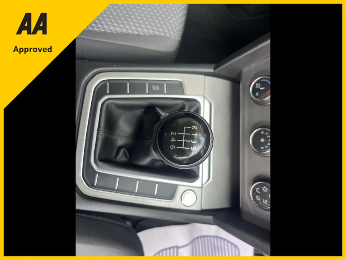 Volkswagen Passat S TDI BLUEMOTION FREE DELIVERY - Image 3