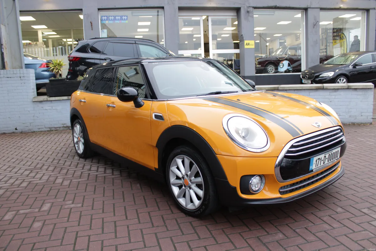 2.0D COOPER 6DR ESATE AUTOMATIC // STUNNING LOOKIN - Image 1