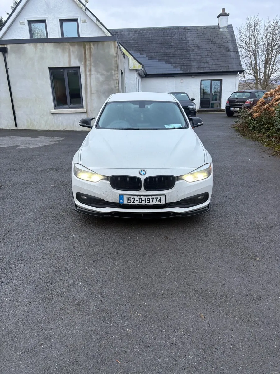 BMW 3-Series 2015 - Image 2