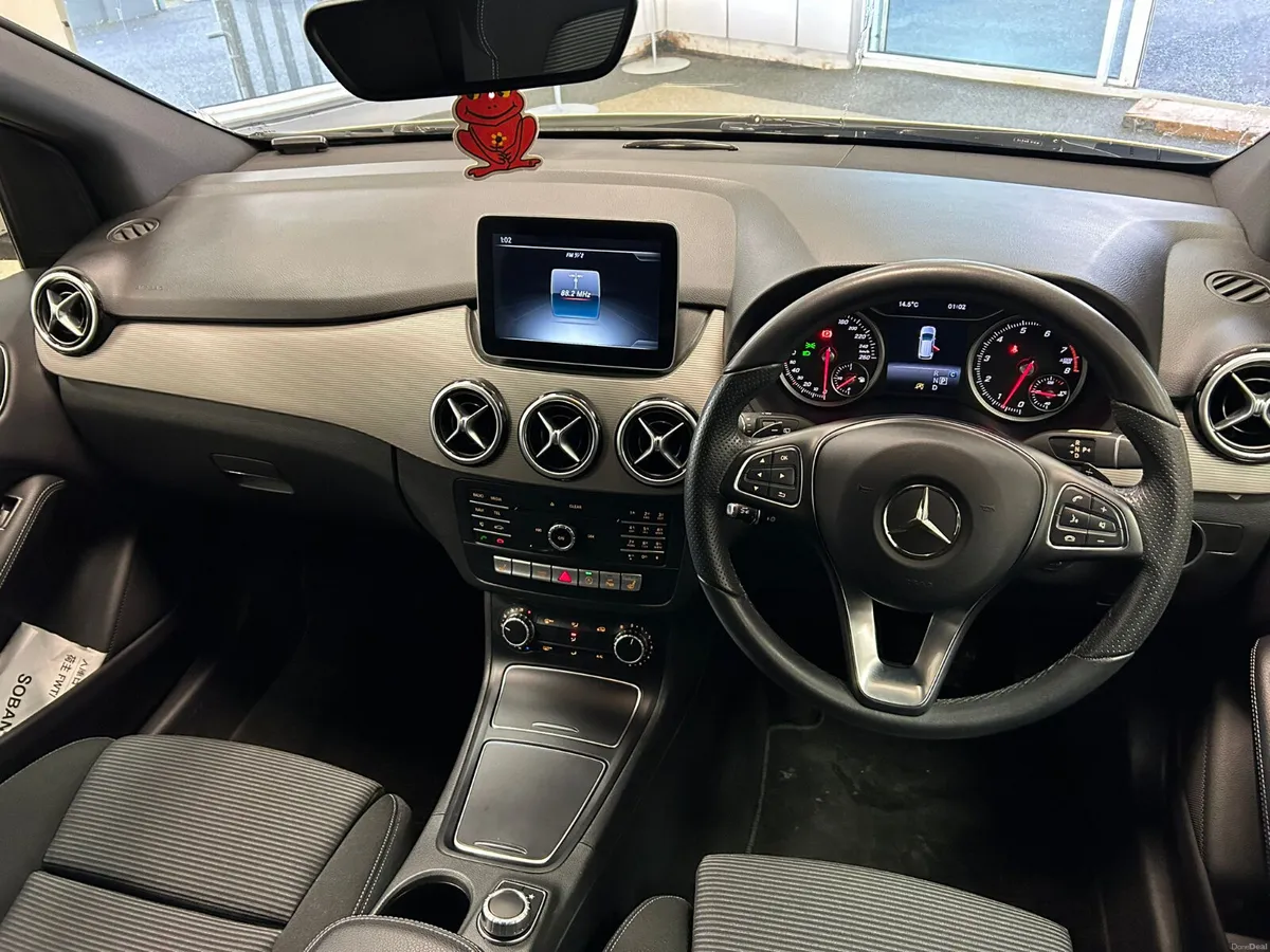 Mercedes B-Class 2017 - Image 2