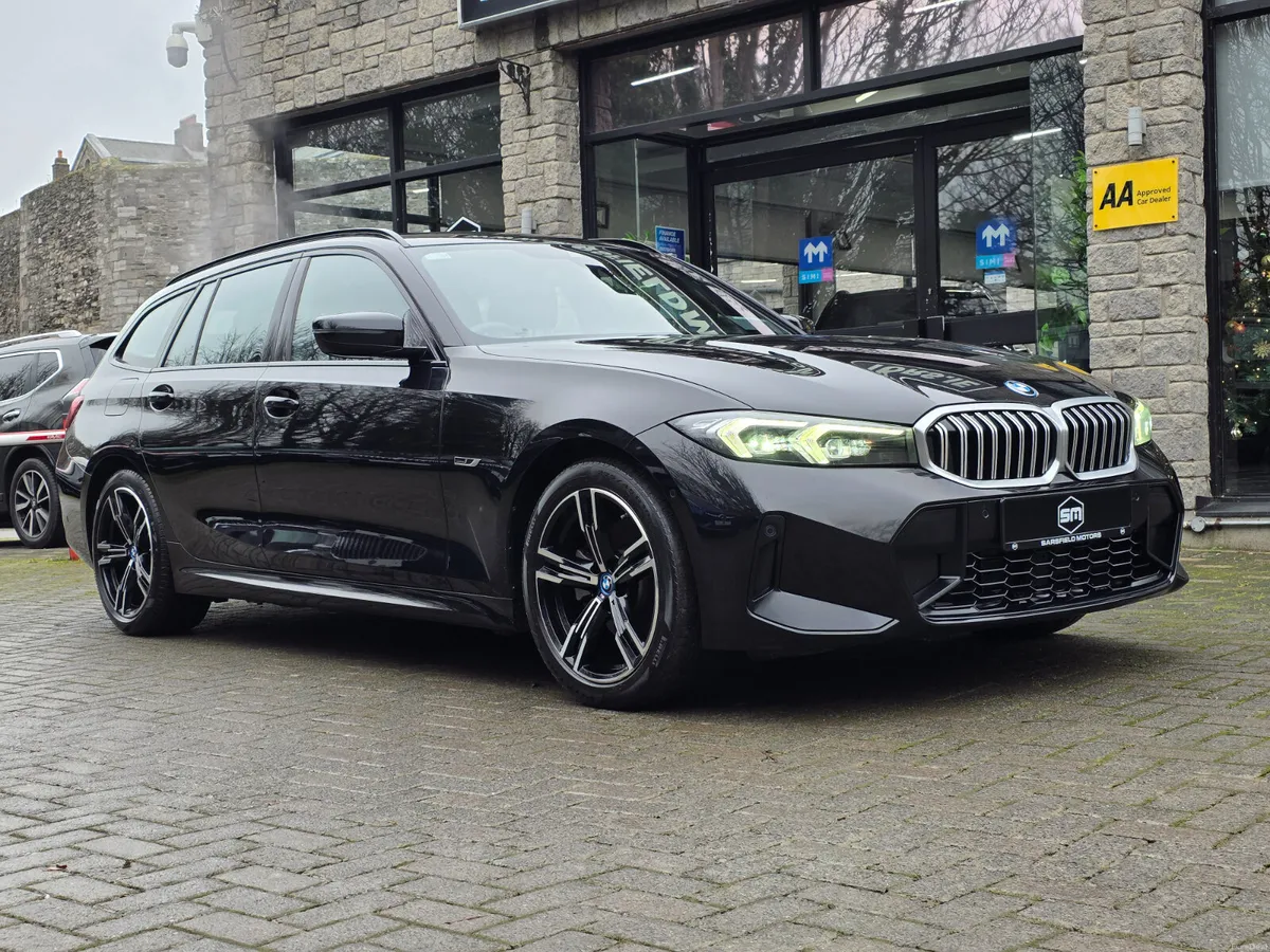 2022 BMW 330E M-SPORT AUTO TOURING. - Image 3