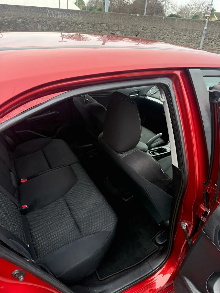 Honda civic - Image 3