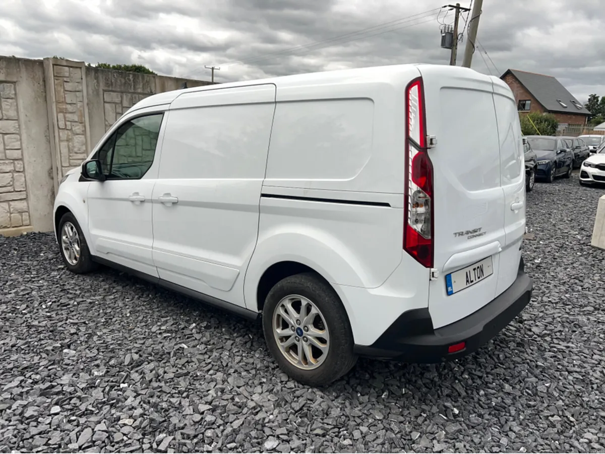Ford Transit Connect 240 LIMITED EDITION T - Image 3