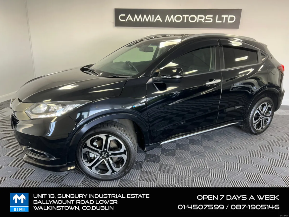 Honda Vezel HONDA VEZEL HYBRID HEATED SEATS*DRIVE - Image 2