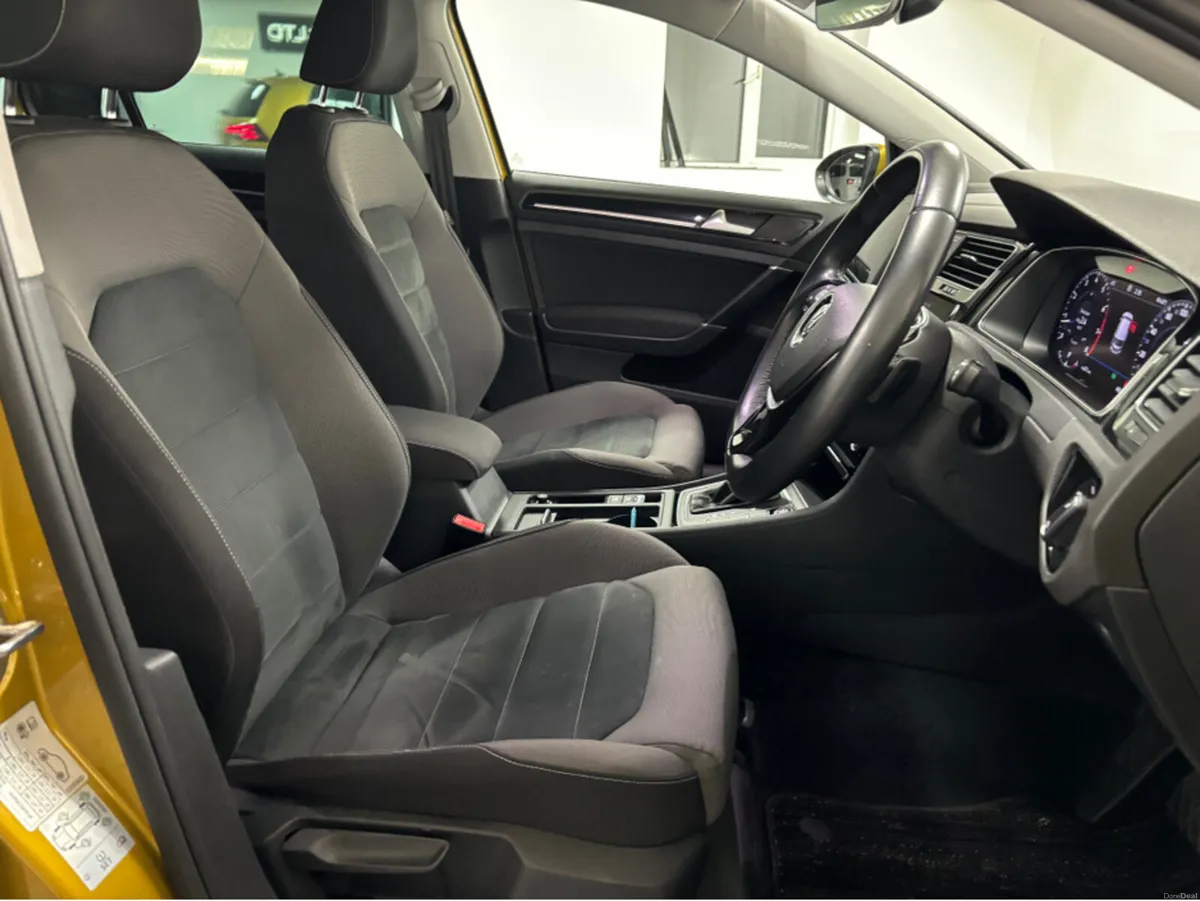 Volkswagen Golf VOLKSWAGEN GOLF TSI DSG*PRO NAV WI - Image 5