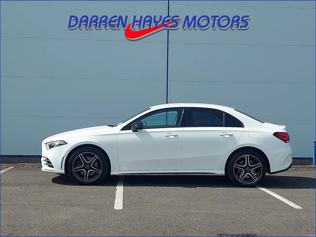 Mercedes-Benz A-Class 250 AMG LINE ED EXECUTIVE - Image 4