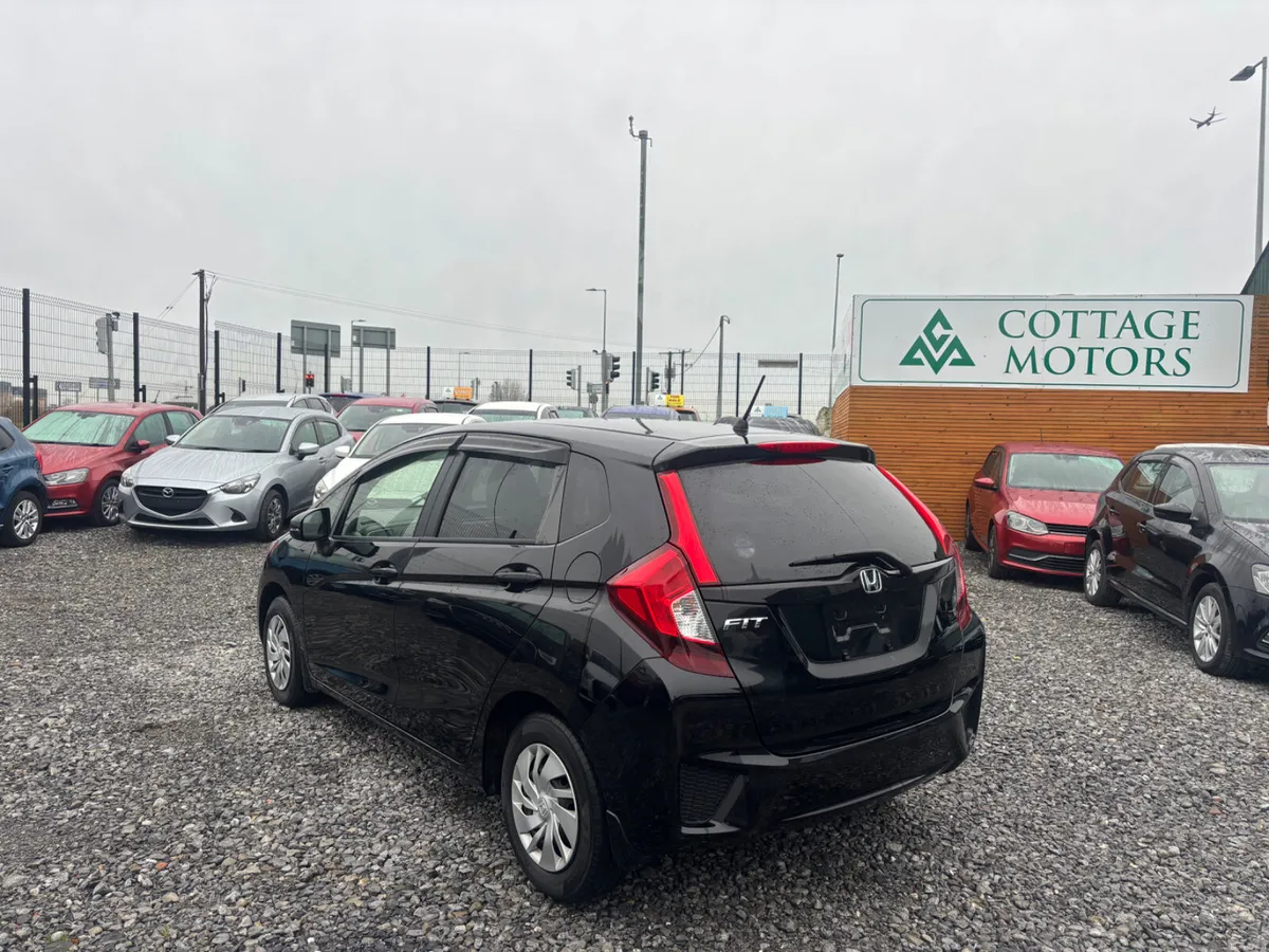 Honda Fit 1.3 Auto - Image 3