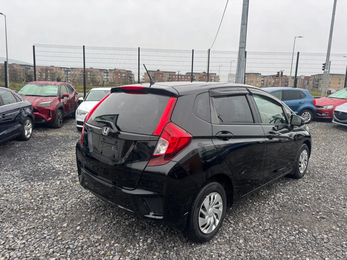 Honda Fit 1.3 Auto - Image 4