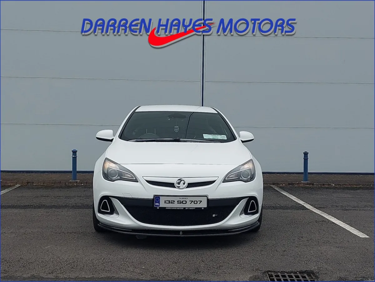Vauxhall Astra 2.0 VXR 276BHP 3DR CDTI - Image 3