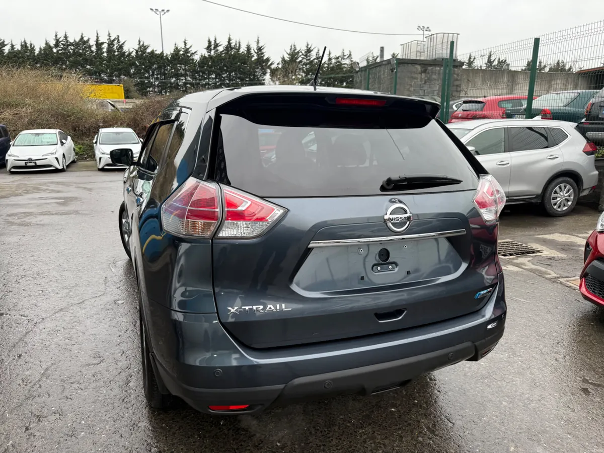 2016 Nissan X- Trail 2.0 Auto/Hybrid /Leather Spec - Image 4