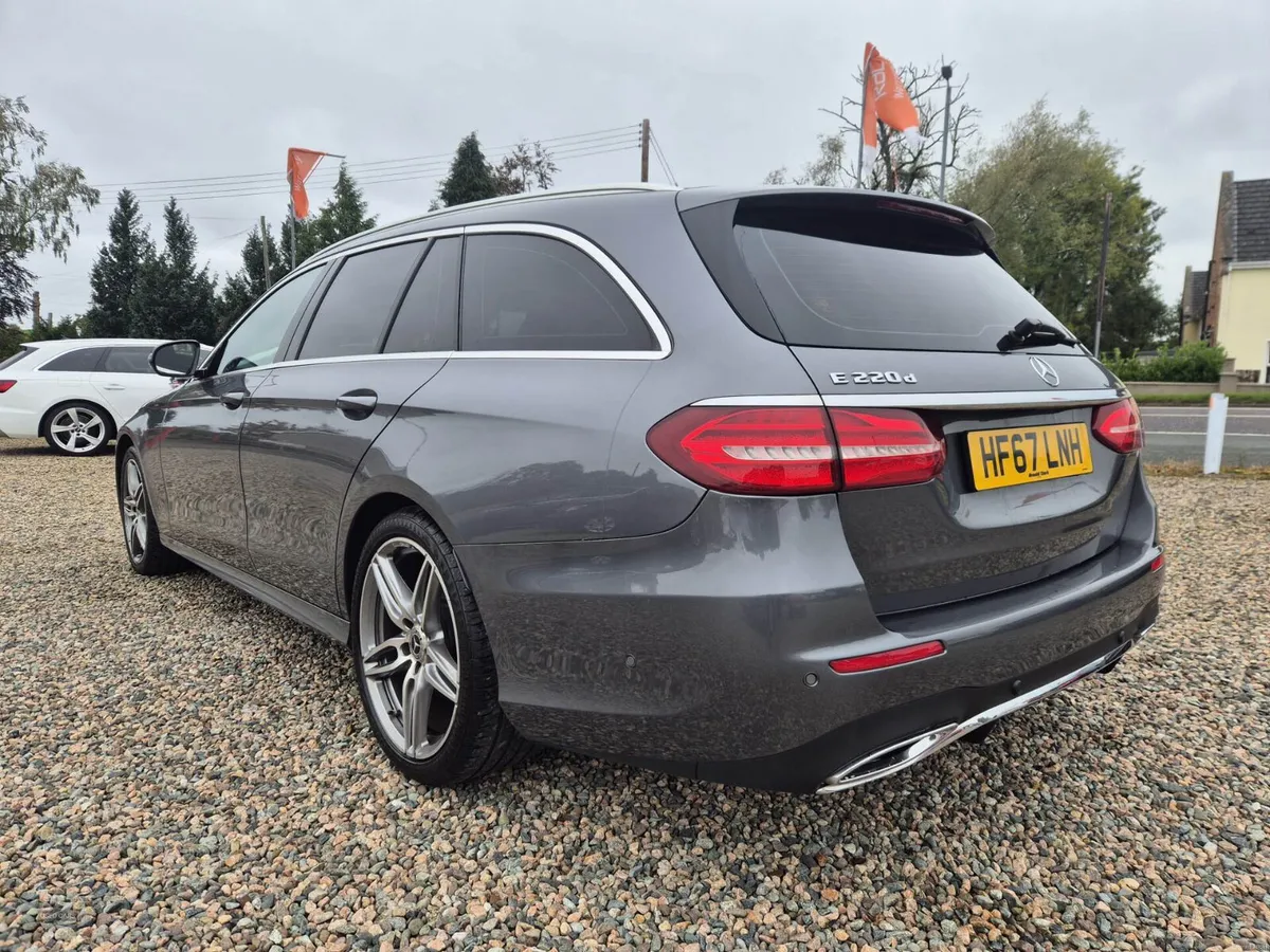 SEPT 2017 Mercedes-Benz E-Class AUTO - Image 2