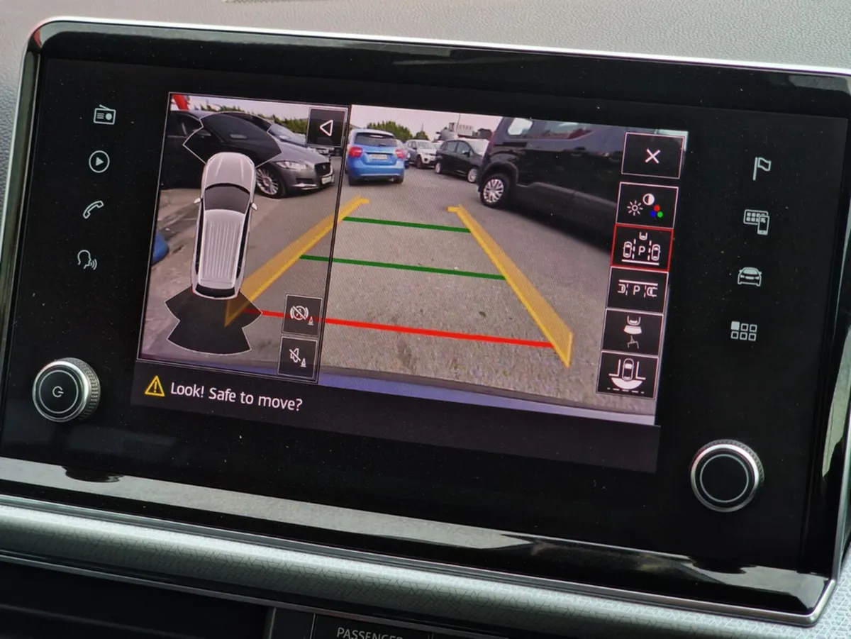 SEAT Tarraco LEATHER, AUTO, 7 SEATER - Image 3