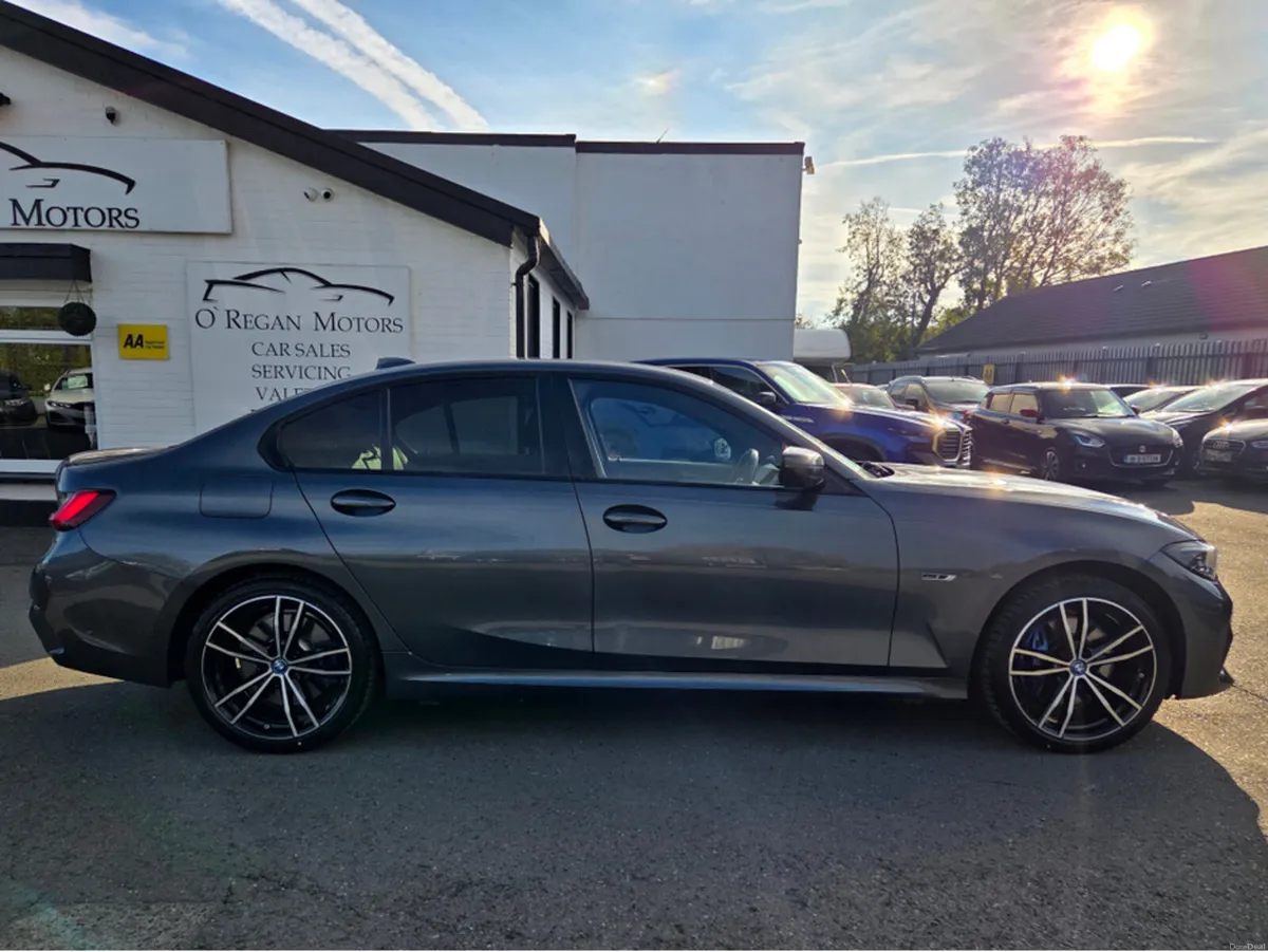 BMW 3-Series M-SPORT PRO EDITION X-DRIVE AUTO - Image 2