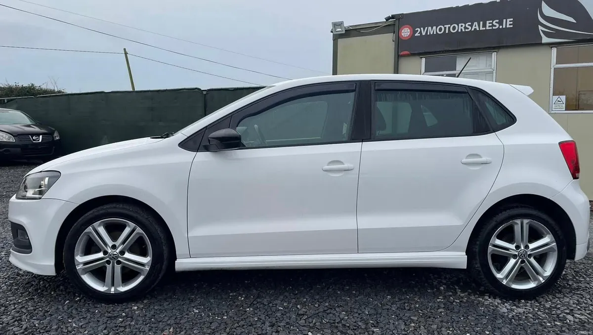 🔵 Vw Polo 1.6 TDI R-LINE COMFORTLINE - Image 3