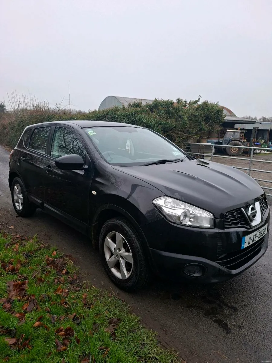 NISSAN QASHQAI 2011 ONLY 120KM - Image 2