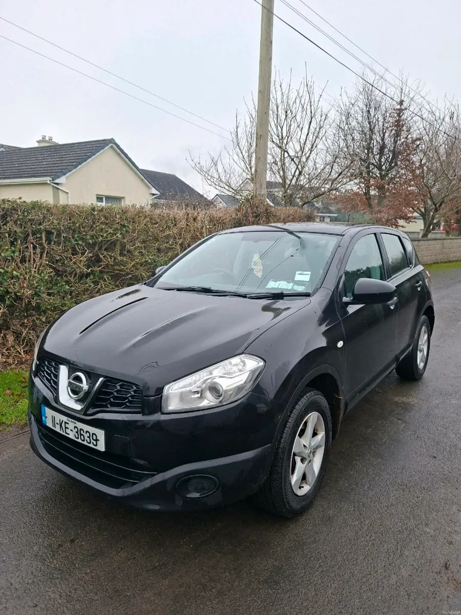 NISSAN QASHQAI 2011 ONLY 120KM - Image 1