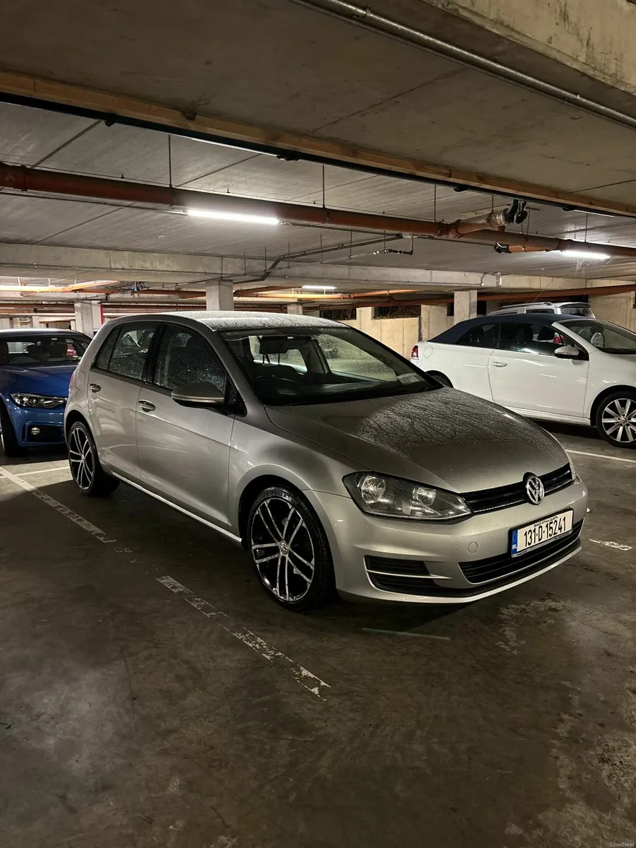 Volkswagen Golf 2013 - Image 1
