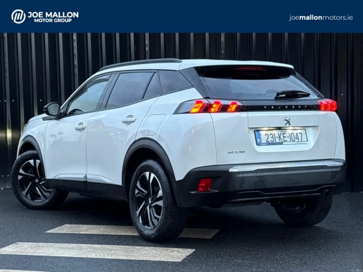 Peugeot 2008 1.2 Puretech 100bhp Allure - Image 2