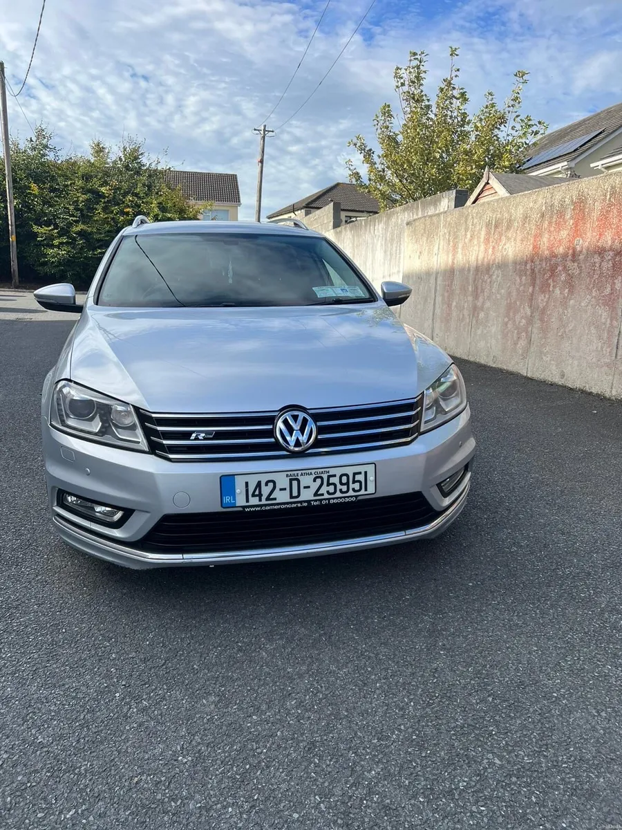 Wolkswagen Passat R-Line Estate | Automatic - Image 3