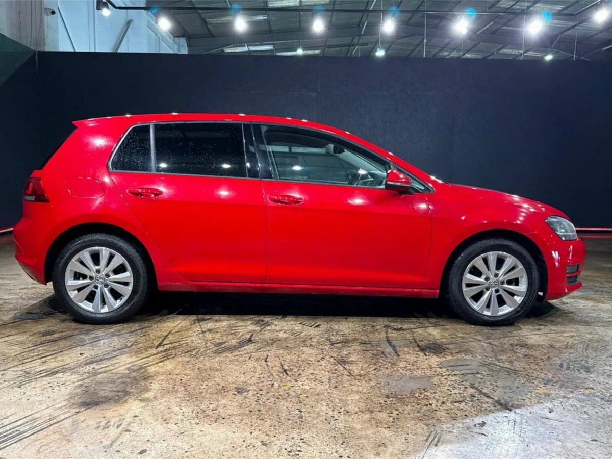 Volkswagen Golf 1.2 PETROL AUTO - Image 2