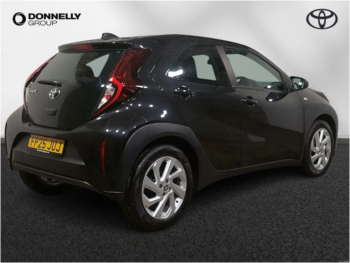 Toyota Aygo X Hatchback Pure - Image 4