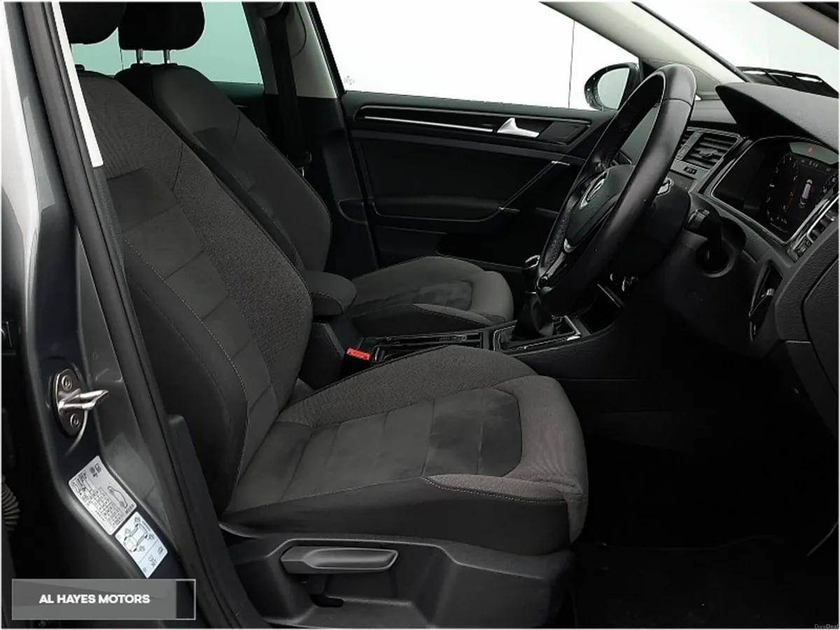 Volkswagen Golf **HIGHLINE**R CAMERA**SAT NAV**NCT - Image 4