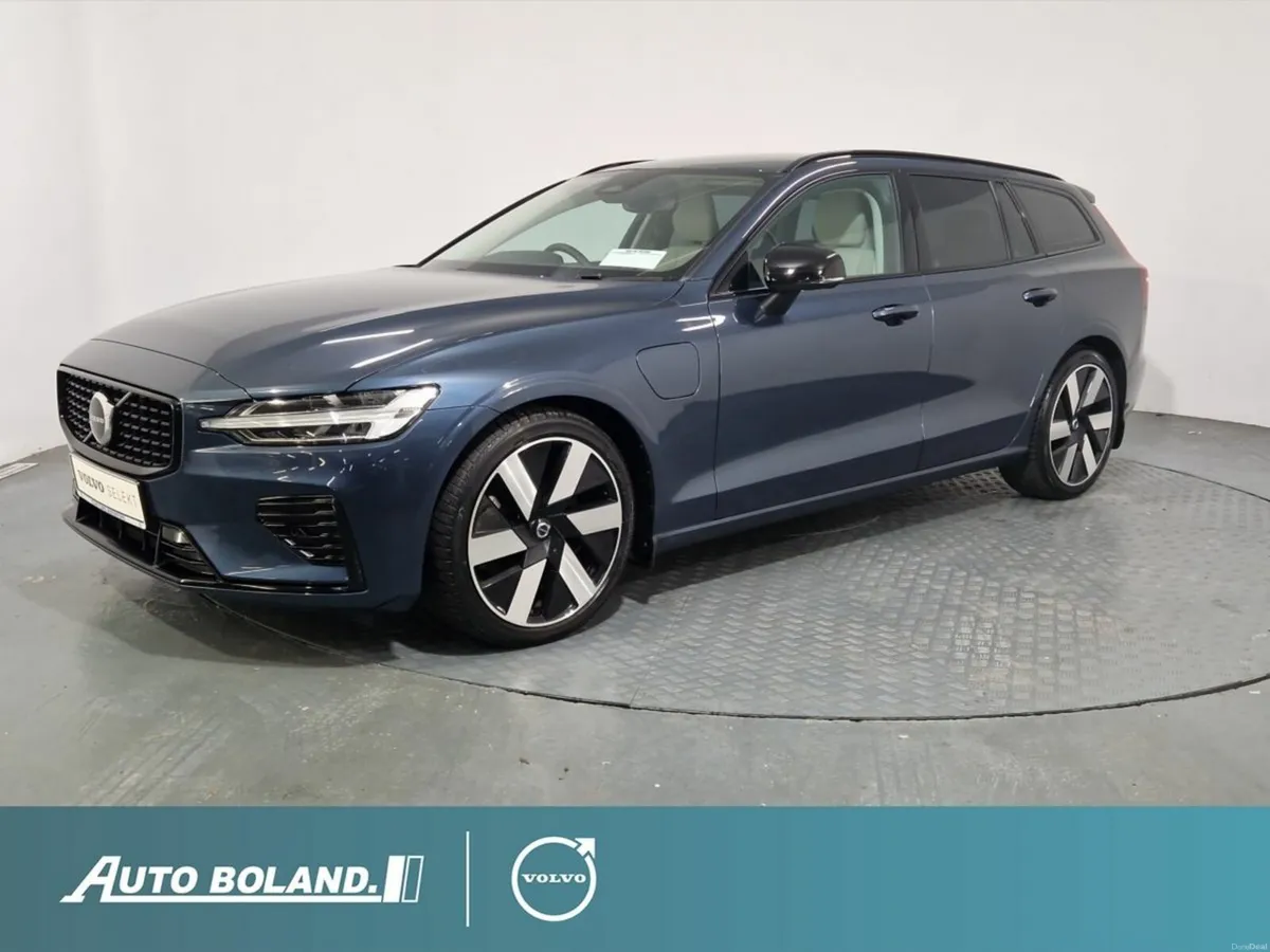 Volvo V60 T6 PHEV Plus Dark AWD - Image 2